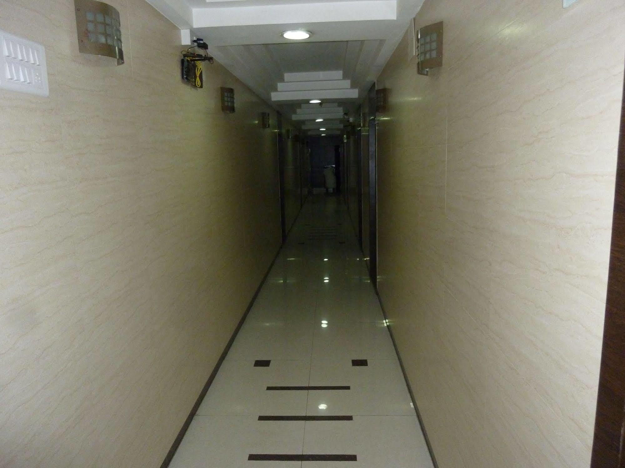 Hotel Regal Palace Bombay Eksteriør billede
